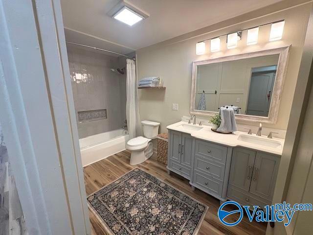 3715 Fall Bluff Drive, Decatur, AL 35603