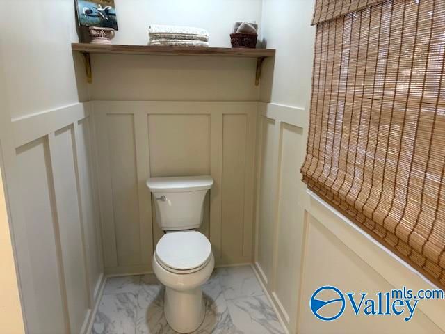 3715 Fall Bluff Drive, Decatur, AL 35603