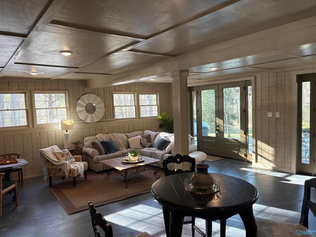 3715 Fall Bluff Drive, Decatur, AL 35603