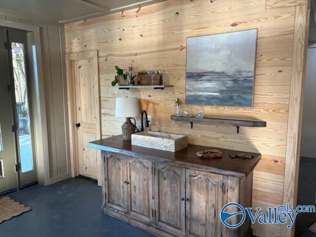 3715 Fall Bluff Drive, Decatur, AL 35603