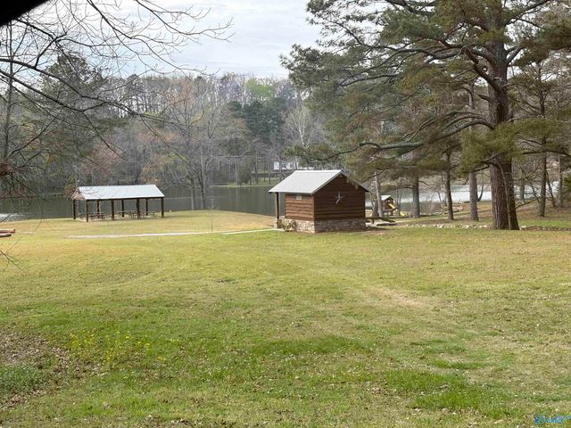 3715 Fall Bluff Drive, Decatur, AL 35603