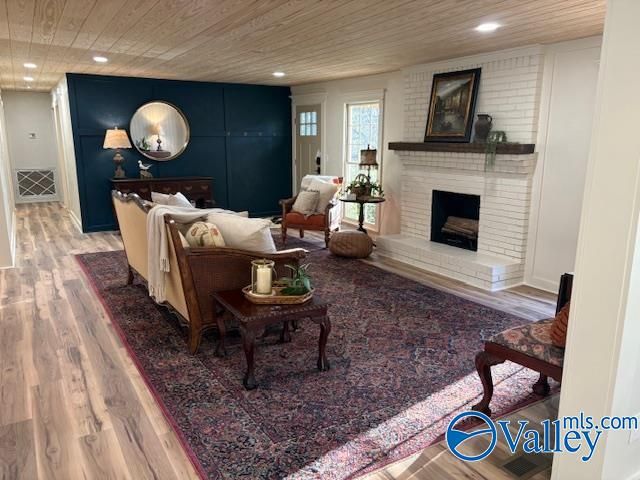 3715 Fall Bluff Drive, Decatur, AL 35603