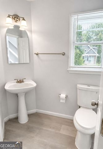 985 Oak Street SW, Atlanta, GA 30310