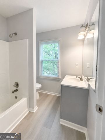 985 Oak Street SW, Atlanta, GA 30310