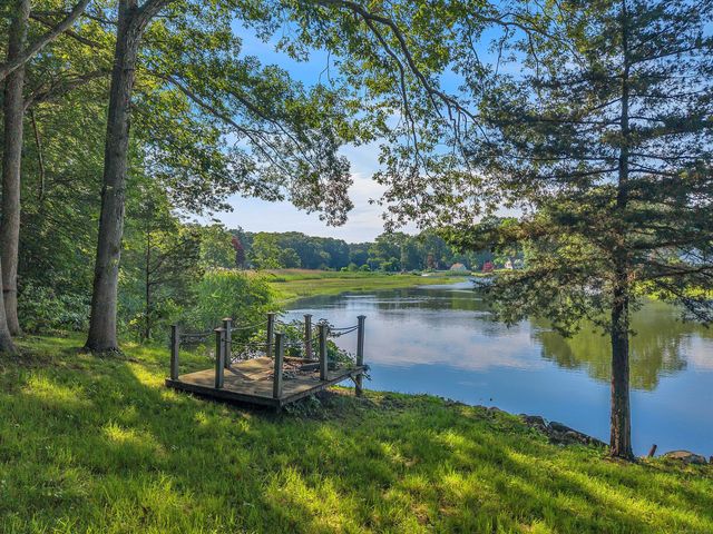 448 A - B Grove Beach Road North, Westbrook, CT 06498