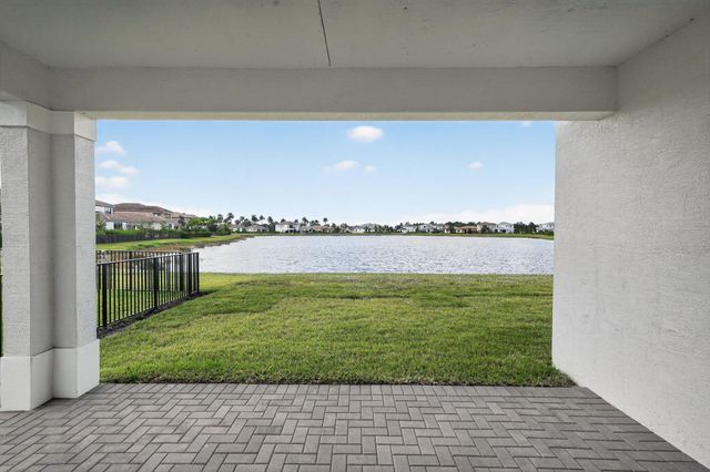 473 SE Fascino Circle, Port St Lucie, FL 34984