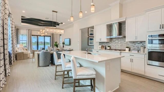 473 SE Fascino Circle, Port St Lucie, FL 34984