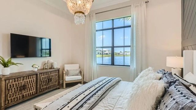 473 SE Fascino Circle, Port St Lucie, FL 34984