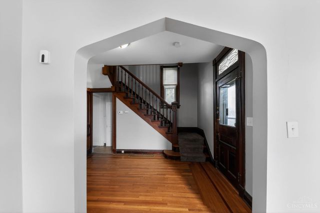 3226 Montana Avenue, Cincinnati, OH 45211