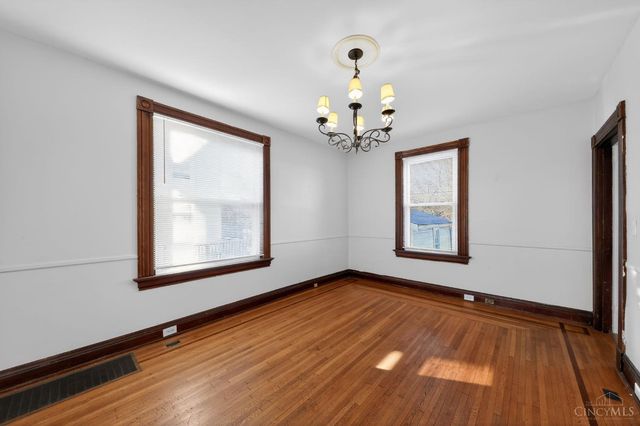 3226 Montana Avenue, Cincinnati, OH 45211