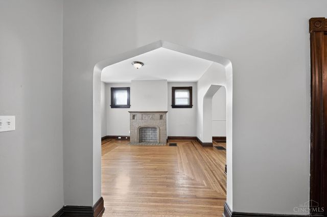 3226 Montana Avenue, Cincinnati, OH 45211