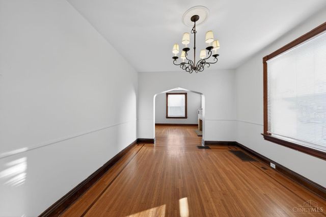 3226 Montana Avenue, Cincinnati, OH 45211