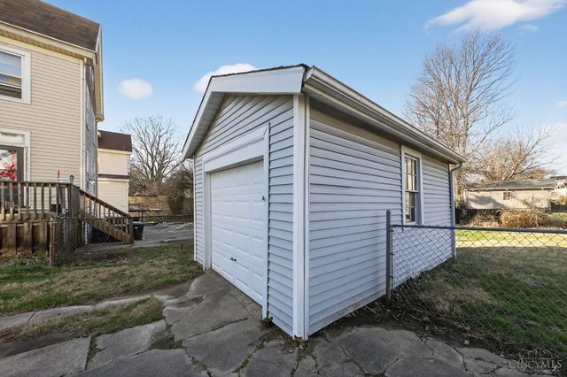 3226 Montana Avenue, Cincinnati, OH 45211