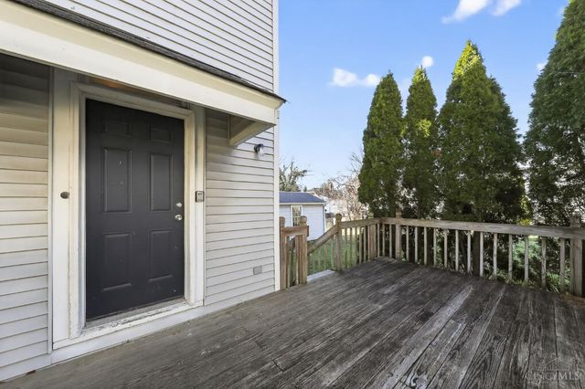 3226 Montana Avenue, Cincinnati, OH 45211