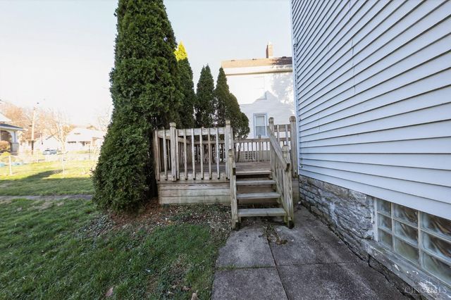 3226 Montana Avenue, Cincinnati, OH 45211