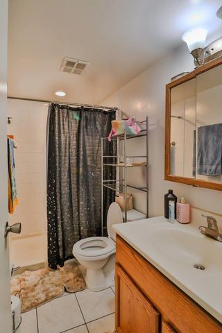 18320 Cherry Creek Drive 2, Homewood, IL 60430