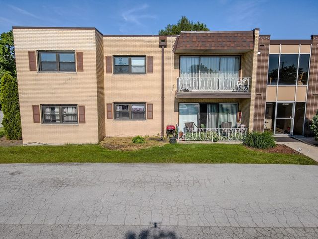18320 Cherry Creek Drive 2, Homewood, IL 60430