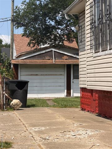14833 Wildemere Street, Detroit, MI 48238