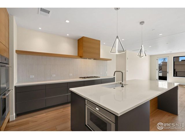 205 E 6th St 200, Loveland, CO 80537