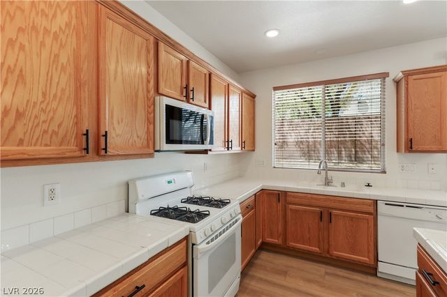5870 Lustrous Court, Las Vegas, NV 89148
