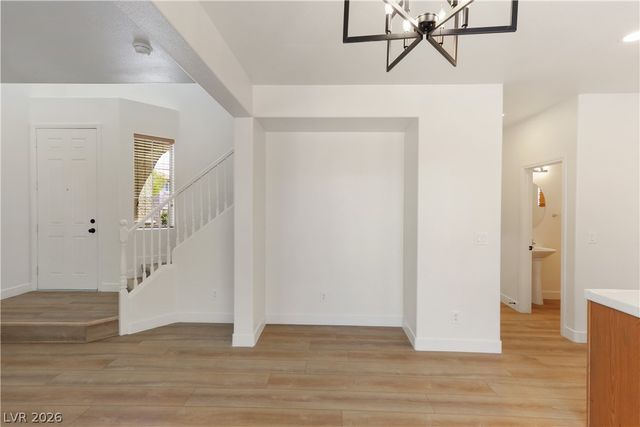 5870 Lustrous Court, Las Vegas, NV 89148