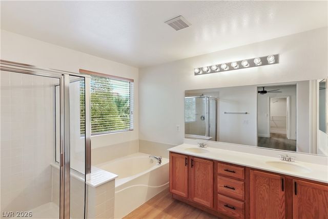 5870 Lustrous Court, Las Vegas, NV 89148