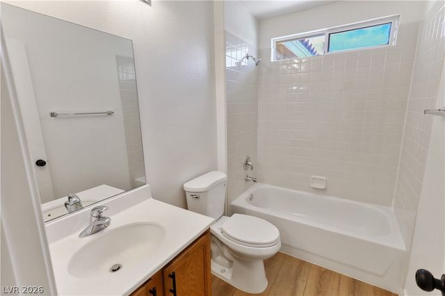 5870 Lustrous Court, Las Vegas, NV 89148
