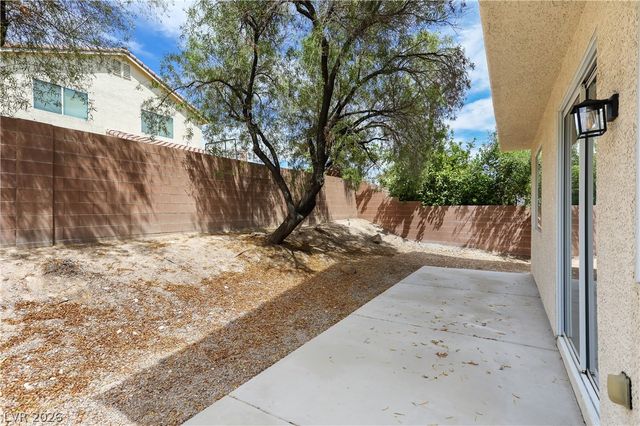 5870 Lustrous Court, Las Vegas, NV 89148