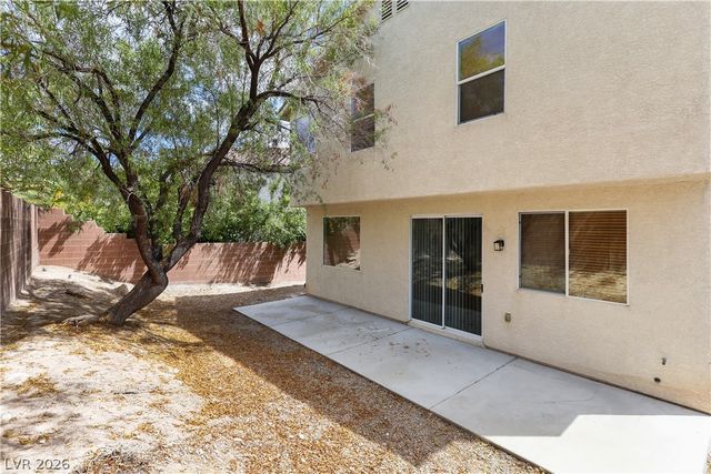 5870 Lustrous Court, Las Vegas, NV 89148
