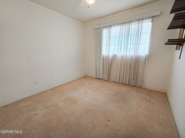 8104 NEWLAND Court, El Paso, TX 79907