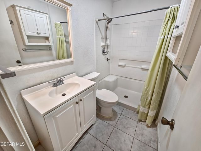 8104 NEWLAND Court, El Paso, TX 79907