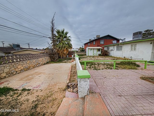 8104 NEWLAND Court, El Paso, TX 79907