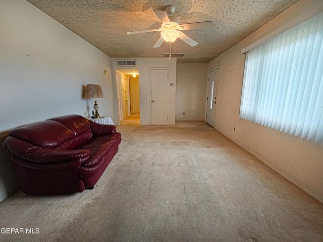 8104 NEWLAND Court, El Paso, TX 79907