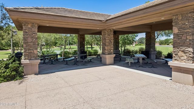 570 W Yellowstone Way, Chandler, AZ 85248