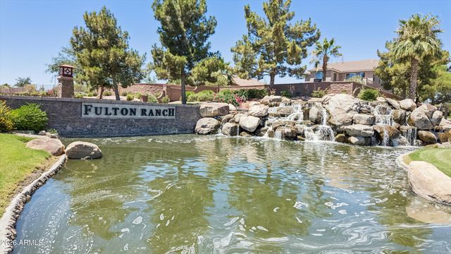 570 W Yellowstone Way, Chandler, AZ 85248