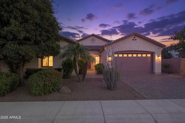 570 W Yellowstone Way, Chandler, AZ 85248