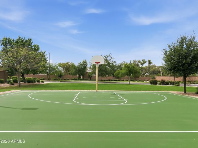 570 W Yellowstone Way, Chandler, AZ 85248