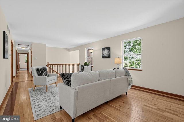 7704 VENICE BLVD, Mays Landing, NJ 08330