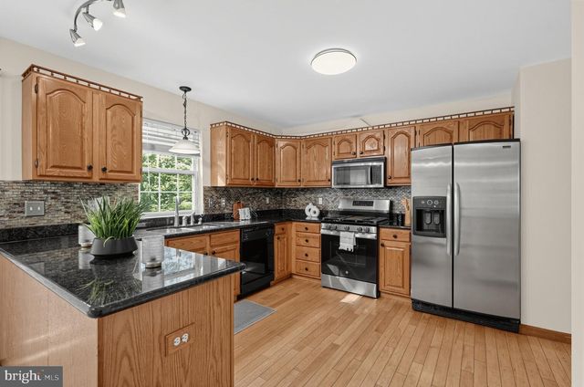 7704 VENICE BLVD, Mays Landing, NJ 08330