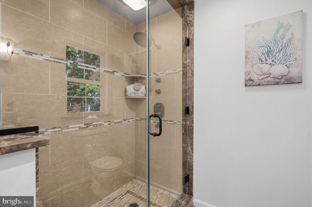 7704 VENICE BLVD, Mays Landing, NJ 08330