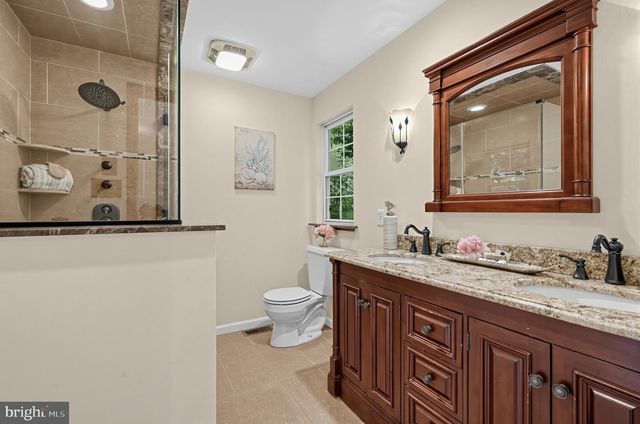 7704 VENICE BLVD, Mays Landing, NJ 08330