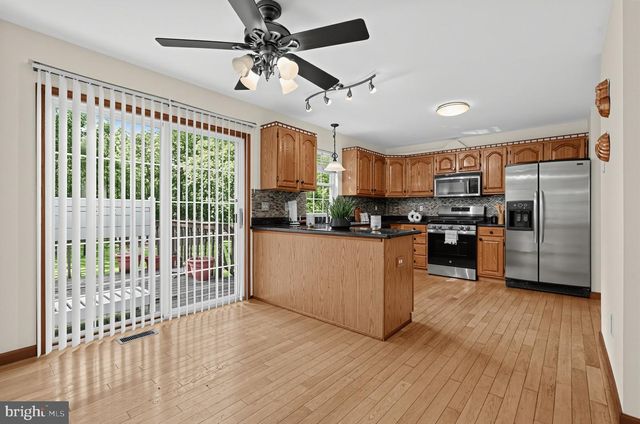7704 VENICE BLVD, Mays Landing, NJ 08330