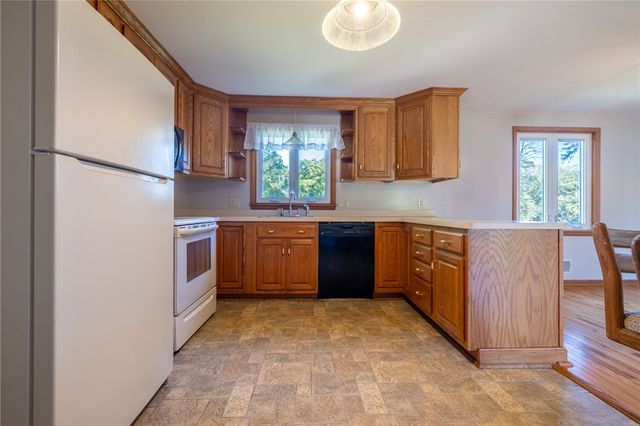 69 Cedarhurst Drive, Henrietta, NY 14586