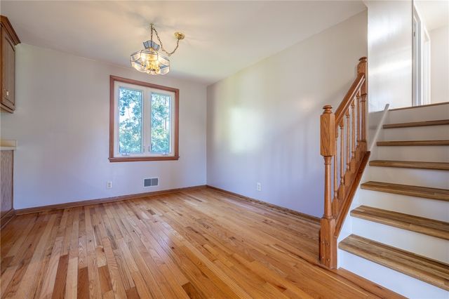69 Cedarhurst Drive, Henrietta, NY 14586