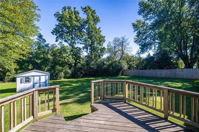 69 Cedarhurst Drive, Henrietta, NY 14586
