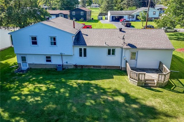 69 Cedarhurst Drive, Henrietta, NY 14586