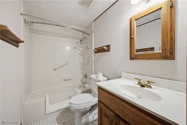 1343 Northfield Drive, Mineral Ridge, OH 44440