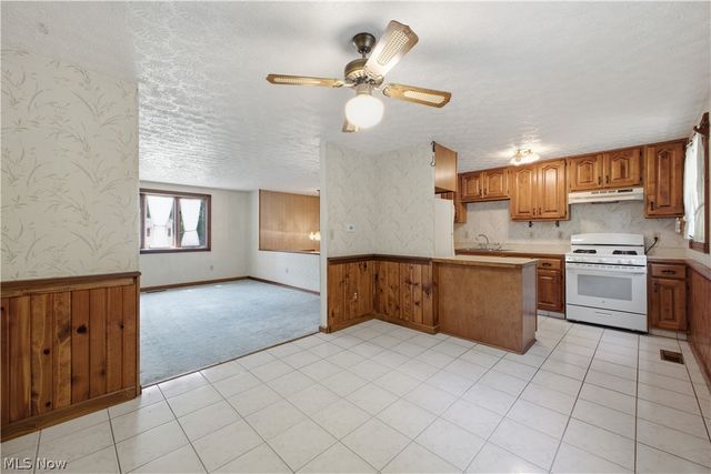 1343 Northfield Drive, Mineral Ridge, OH 44440