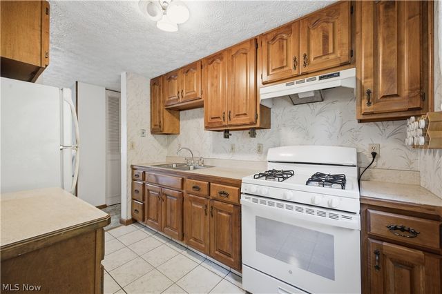 1343 Northfield Drive, Mineral Ridge, OH 44440