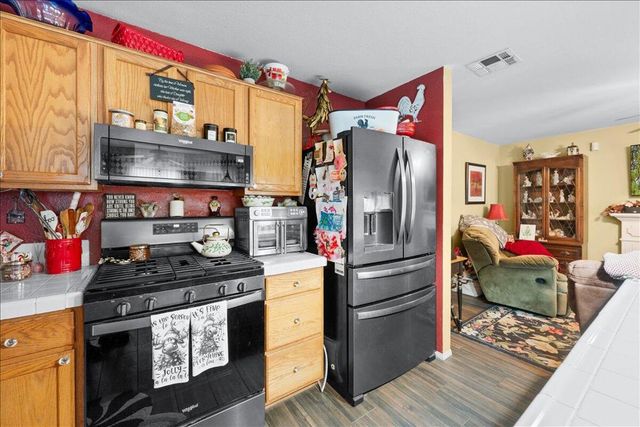 742 Mcauliffe Court, Redlands, CA 92374